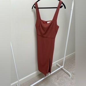 Aritzia babaton 90’s slit dress